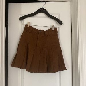 Preppy Pleated Skirt